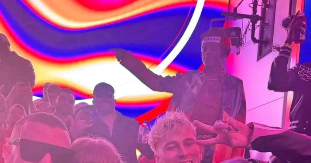 A photo of Megan Fox, which went viral, shocked her fans: "What happened to her face?"