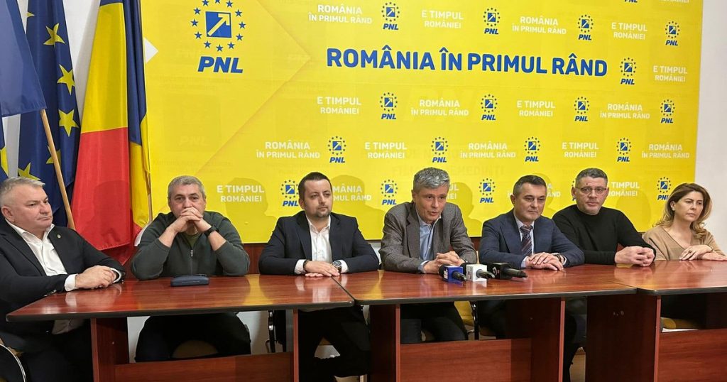 More than 15 AUR organizations from Mehedinți have joined PNL, Virgil Popescu announces.  "They showed that everything at AUR is a lie"