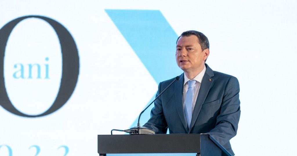 Presidential Advisor: Economic stability continues to require increased concern.  We must beware of extremist solutions