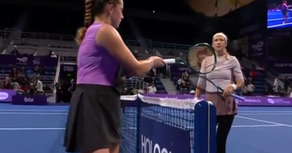 Tense moment between Azarenka and Ostapenko at the Doha tennis tournament: What happened at the end of the match VIDEO