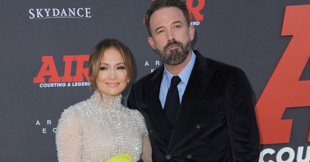 The breakup between Jennifer Lopez and Ben Affleck was the source of inspiration for a scene in the singer's new film VIDEO