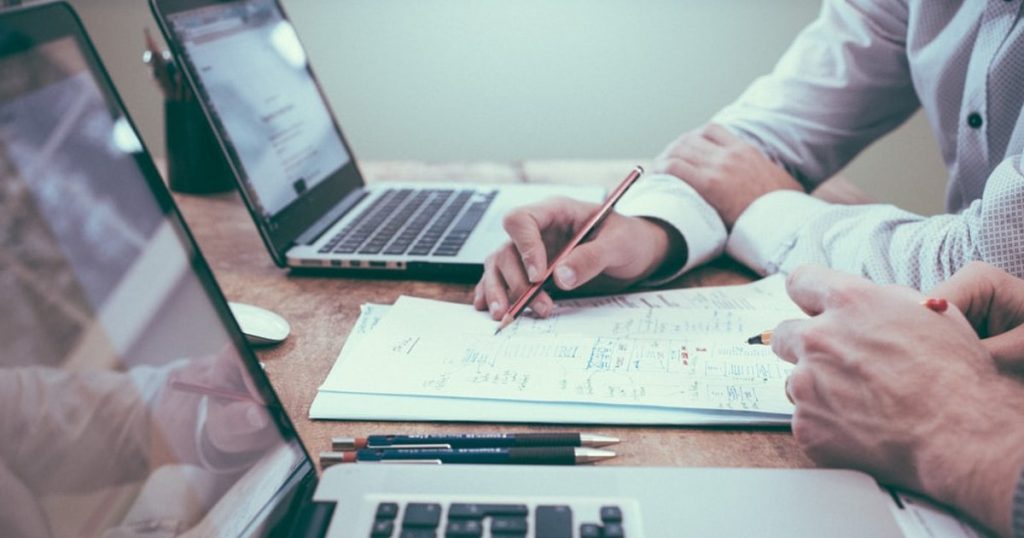 The premiums you can benefit from when you find work, provided you are registered with Unemployment.  How long do you have to announce that you have a job?