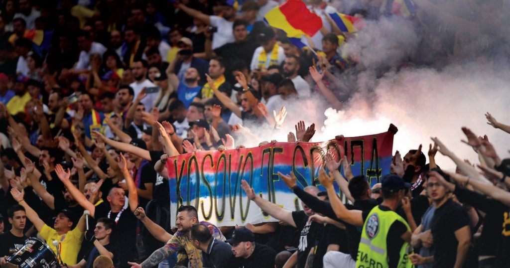 With Kosovo, war or peace.  The opponent who tries to take advantage of the political situation in which he finds himself