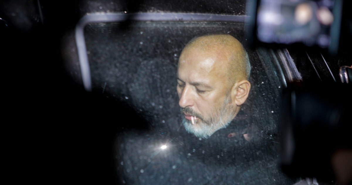 Cornel Dinicu escaped from house arrest.  Why does he want to go to Ferma Dacilor, to the ruins of the guesthouse