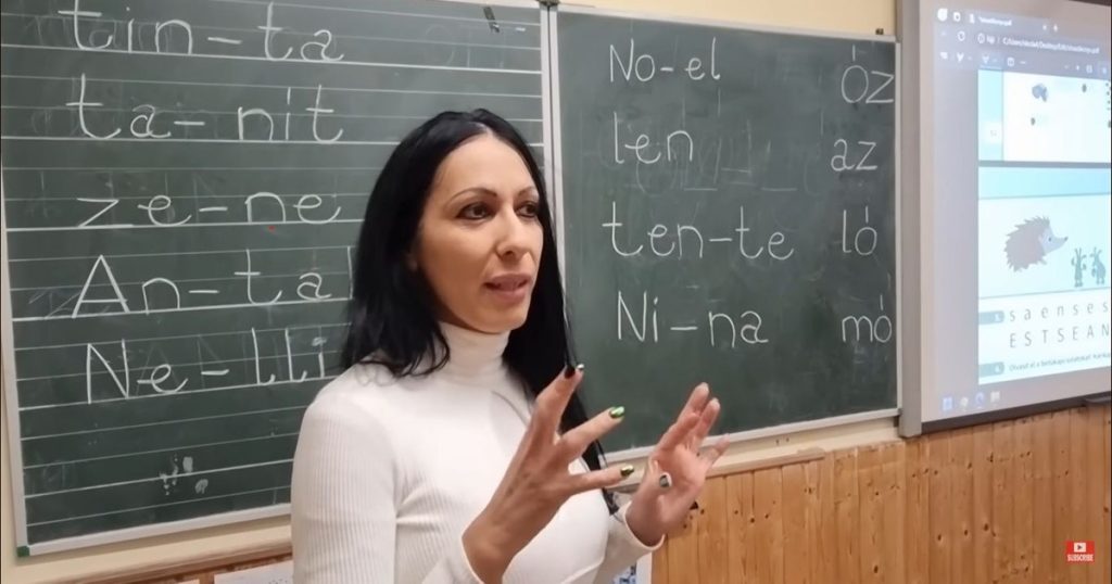 How Romanians are treated at a school in Hungary.  A vlogger from Romania filmed everything on VIDEO