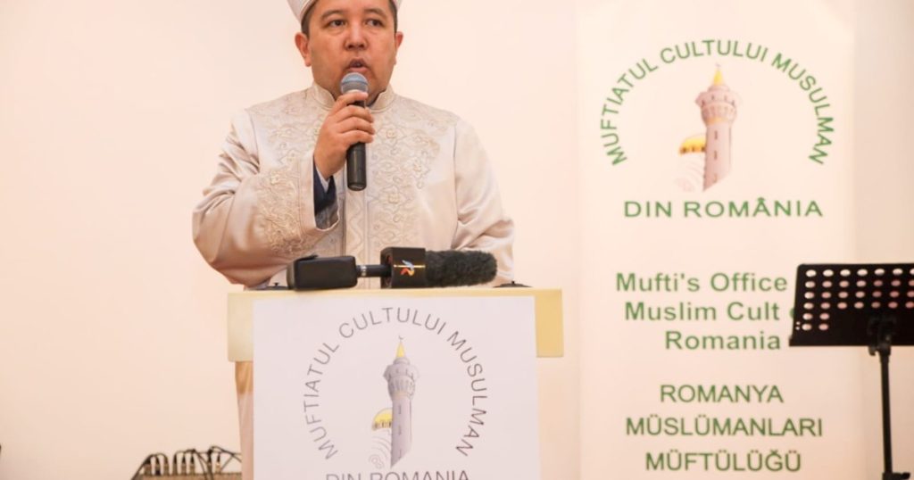 Iftar dinner in a center of the Romanian Orthodox Church.  Historic moment for the Muslim Cult and Patriarchy VIDEO