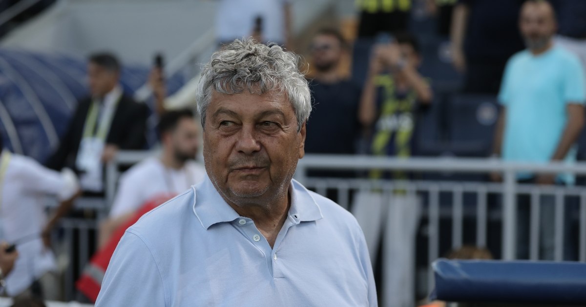 Lucescu's reaction after the scandal involving Daniel Niculae.  "Only we have this thing left"