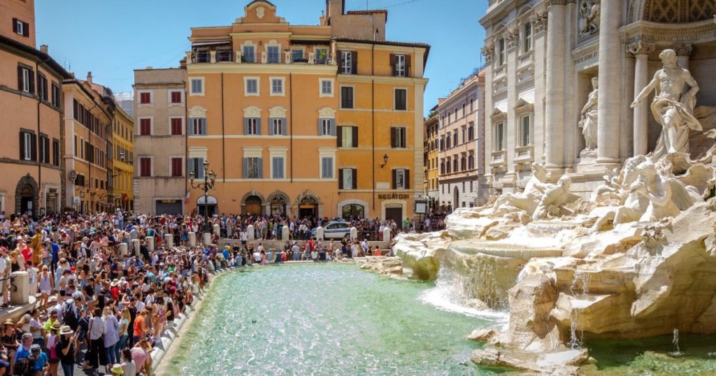 Papahagi: "30 years ago we were the poor of Europe.  Now, many Romanians are more prosperous than many Italians"