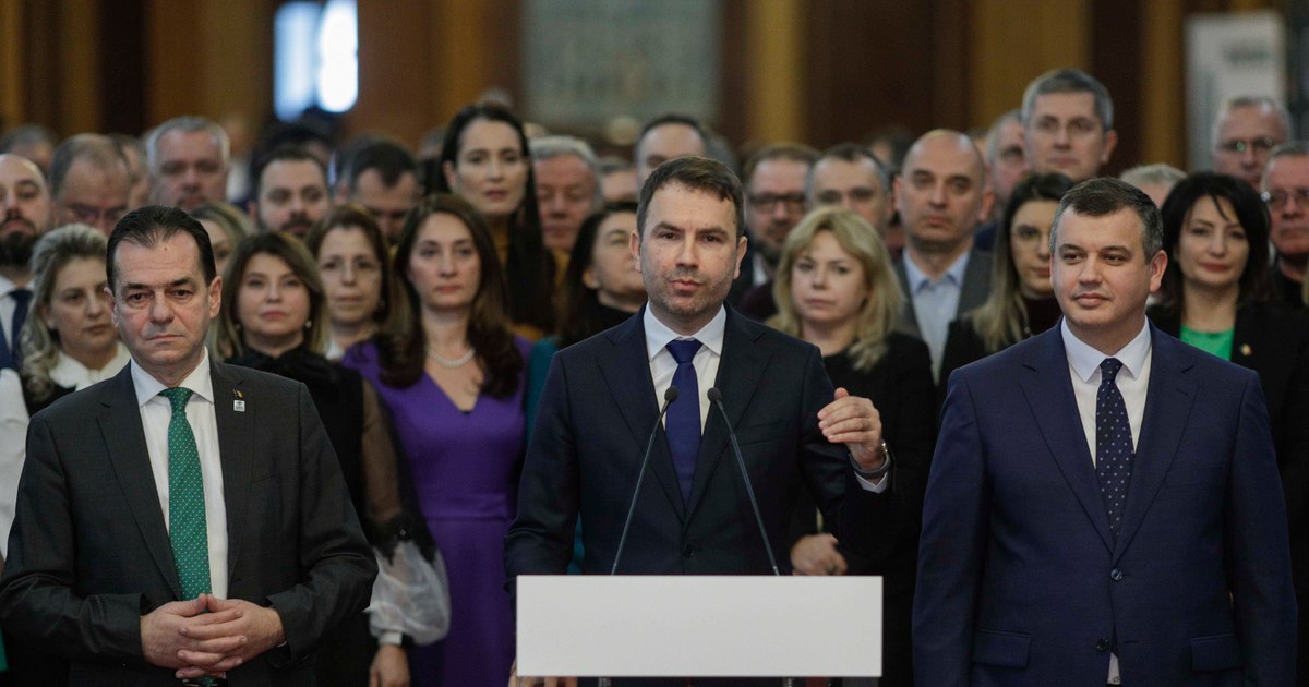 The Central Electoral Office rejected the registration of the United Right Alliance.  What is the reason