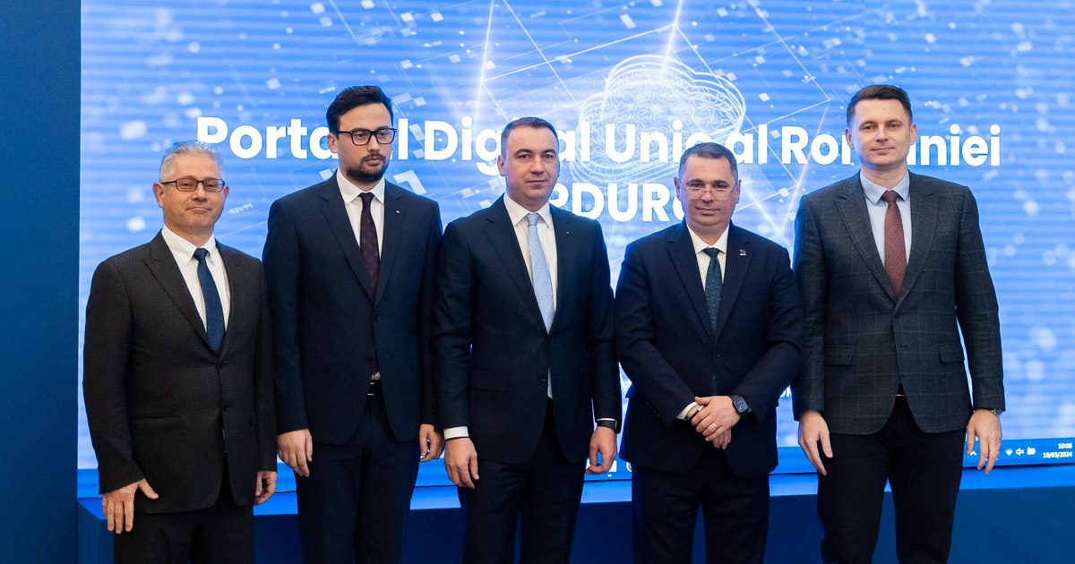 The contract for the implementation of PDURo was signed.  Car registration, among over 21 digitized services