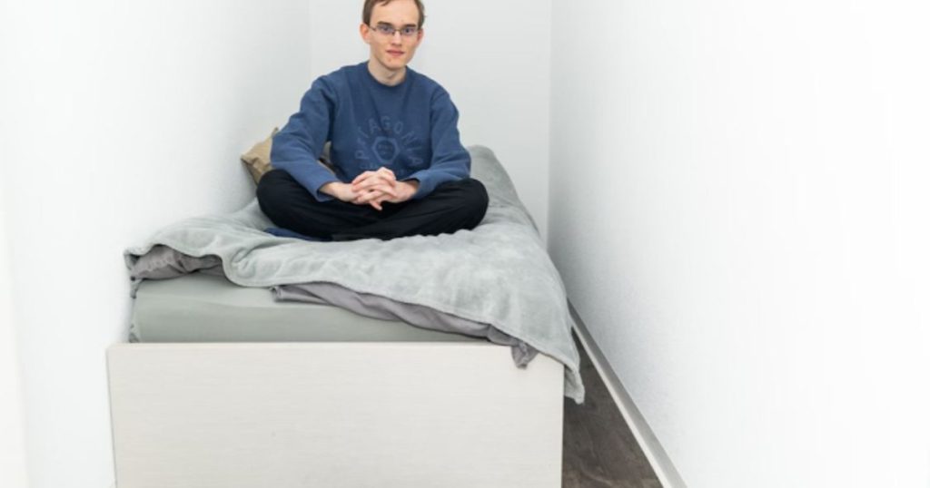 The huge amount that a Romanian student pays for a 27 sqm room in the Netherlands