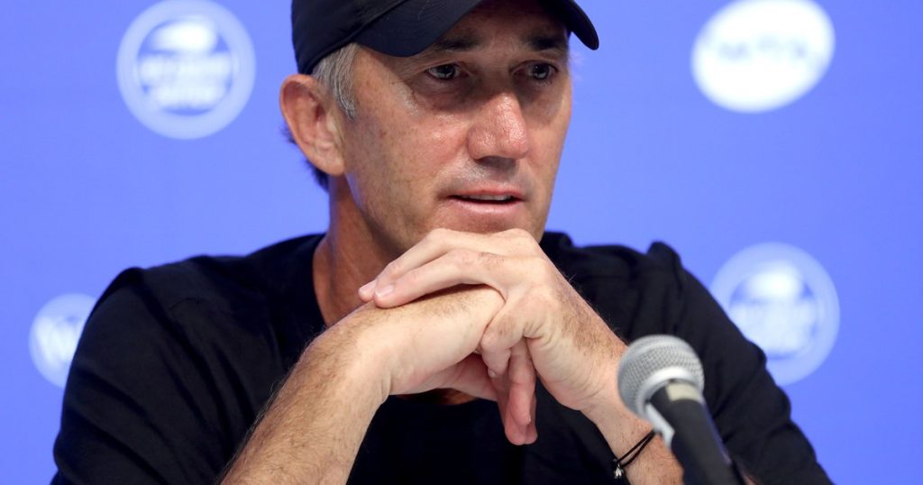 The message sent by Darren Cahill to his former student Simona Halep after announcing that she is participating in the Miami Open