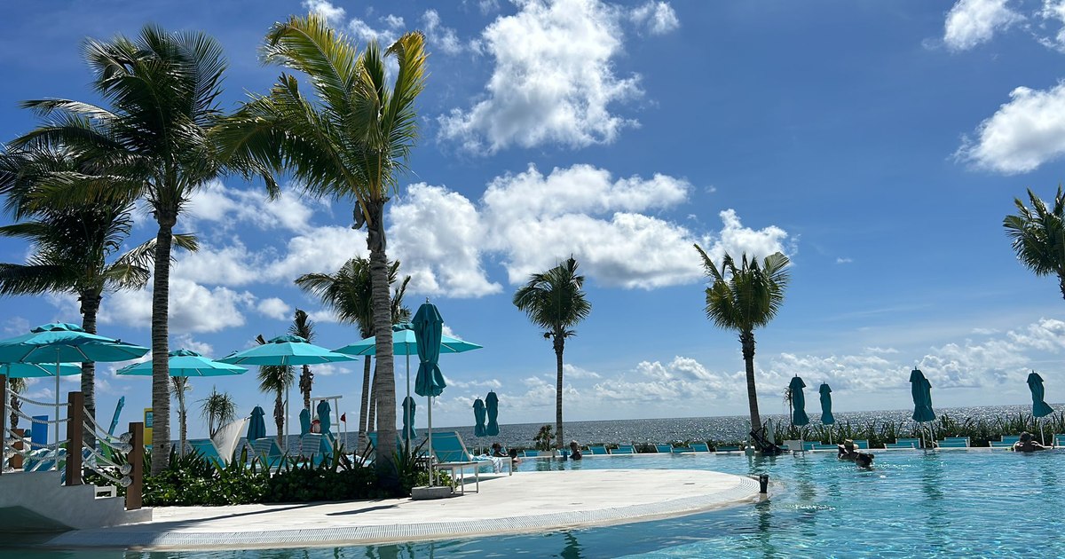 The rush after the holidays has begun.  The countries that are in great demand among Romanians