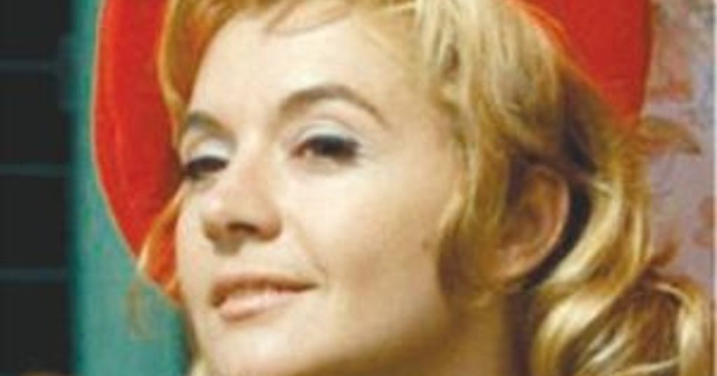 Vasilica Tastaman, the fatal blonde with a bubbly laugh: "I'm tired of going to bed with another man every night to have somewhere to sleep!" VIDEO
