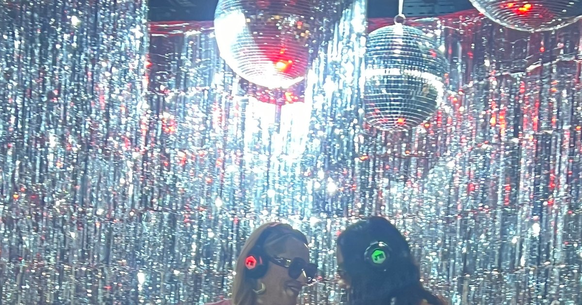 What Andreea Esca received from her daughter.  The emotional gesture made by Alexia Eram