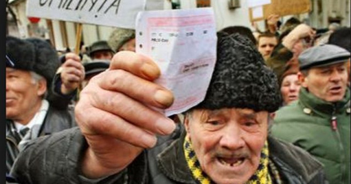 What is the average pension in each county in Romania?  The fewest pensioners are in Covasna, the most in Prahova