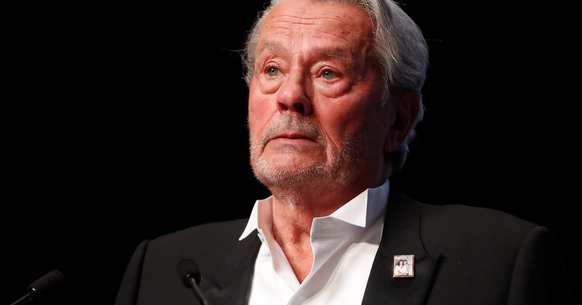 Alain Delon was placed under "consolidated guardianship"
