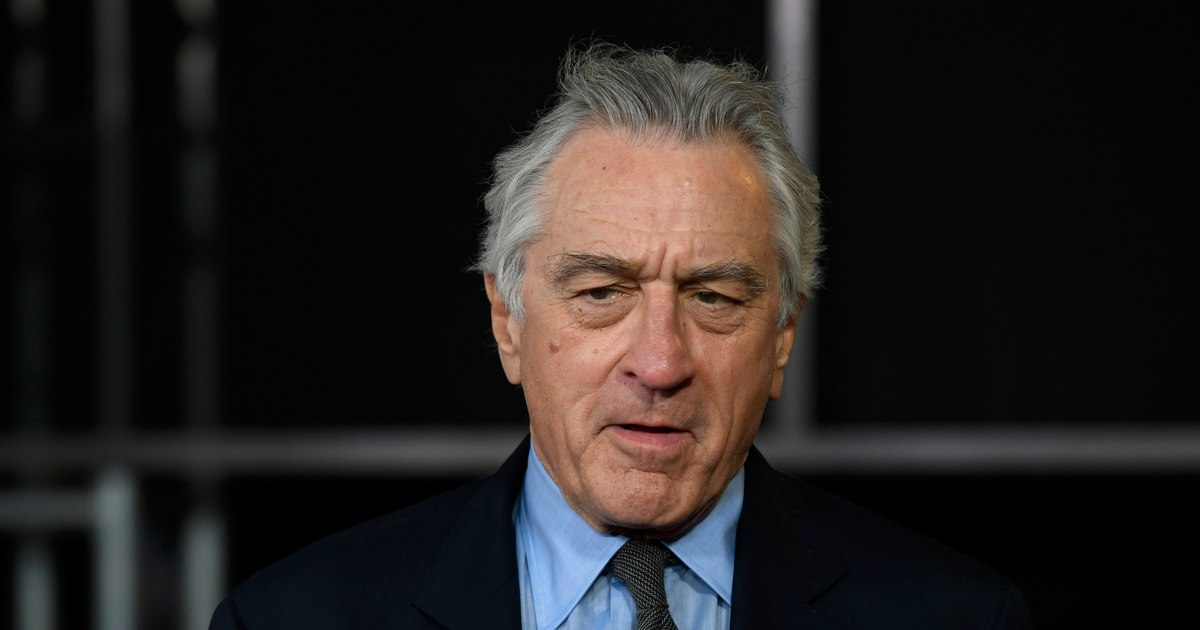 Co-owner of a large hotel company, Robert De Niro opens a luxury hotel on the Black Sea coast