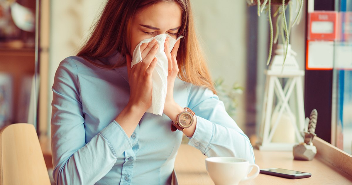 How we detect and treat spring allergies.  Almost half of Romanians suffer from some form of allergy