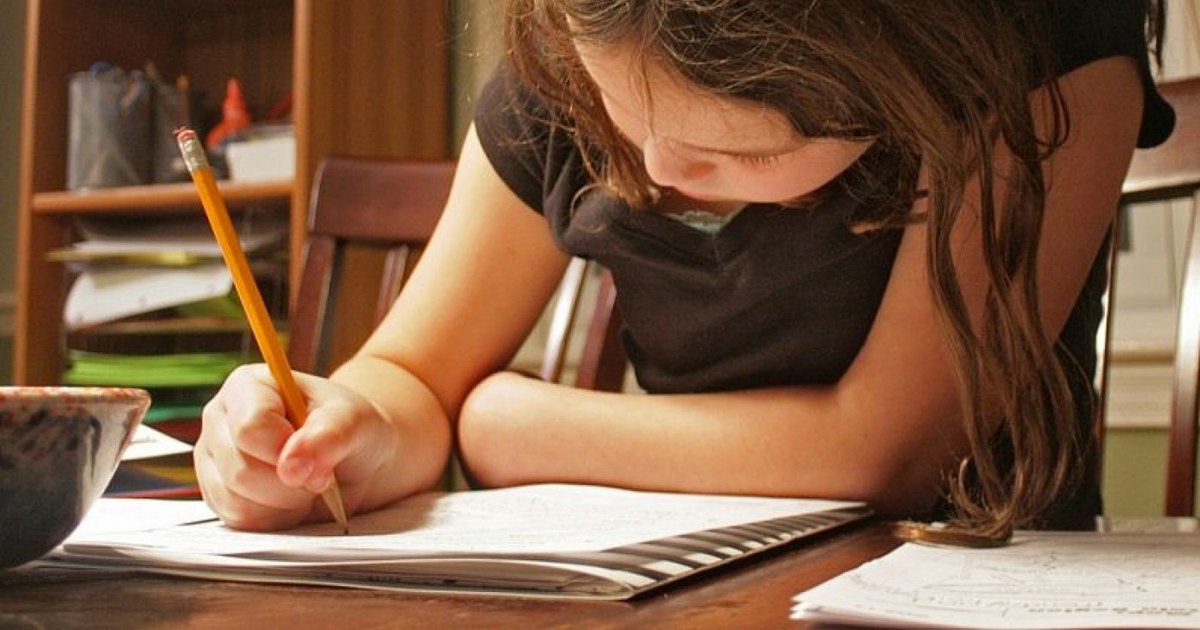 Poland waives compulsory homework.  How suitable is the Romanian school system