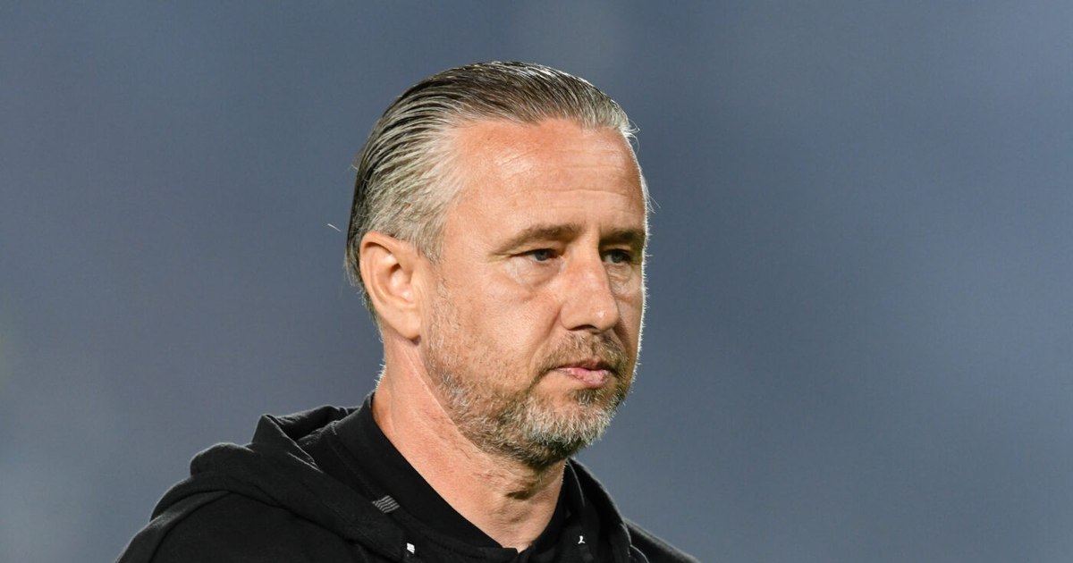 Reghecampf is threatened with being removed from coaching, but he plays hard: "I have nothing to pay"