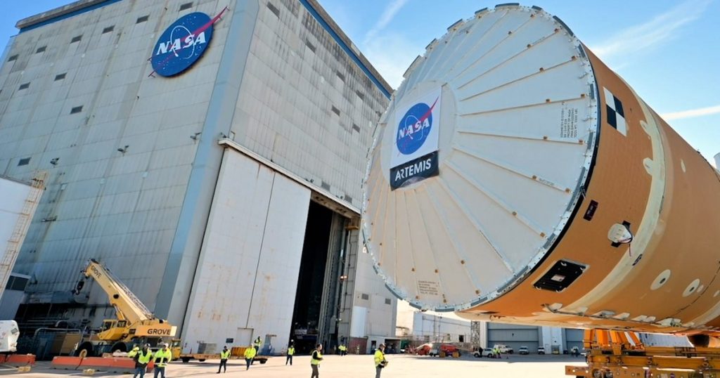 The premiere of the National Geographic series "NASA: behind the scenes of innovations" 43 years after sending the first ship into space TRAILER