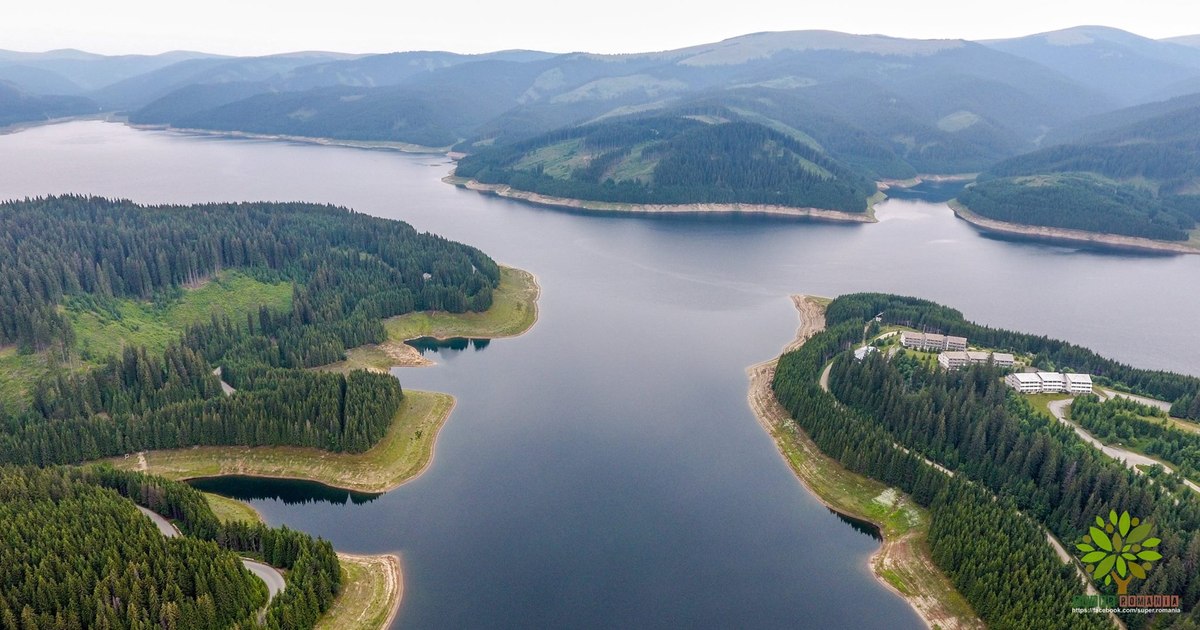 Vidra-Voineasa, the paradise of Valea Lotrulu revealed when the mountains were moved.  Legends, mysteries and attractions of nature PHOTO