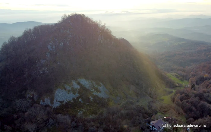 Calvaria Mare Hill.  Photo: Daniel Guță.  TRUTH
