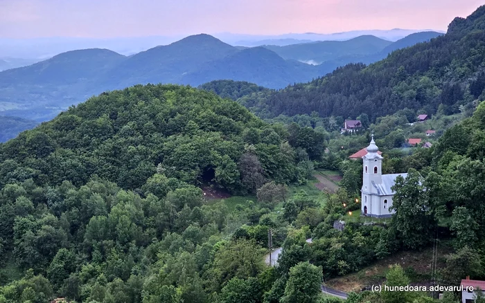 Roman Catholic Church.  Photo: Daniel Guță.  TRUTH
