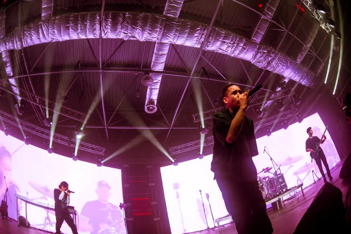 Satoshi PHOTO Global Records (1) jpg