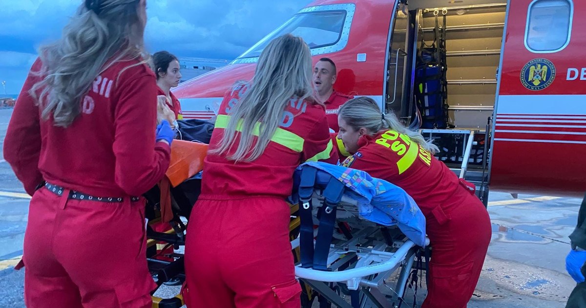 Florin Piersic, transferred from Cluj-Napoca to Bucharest by SMURD plane