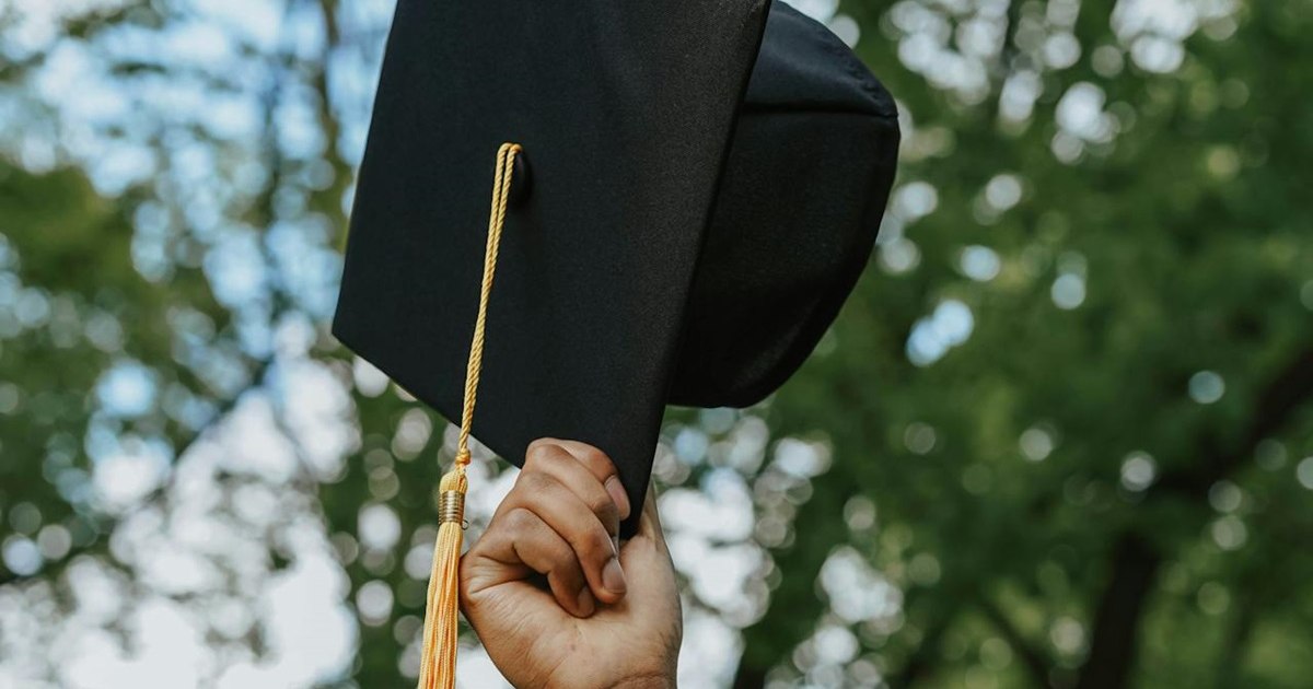 Graduation traditions in various cultures