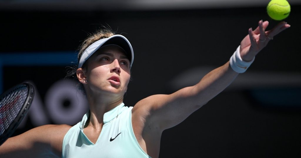 Jaqueline Cristian, eliminated in the 1st round at Roland Garros.  The Romanian had the match in hand