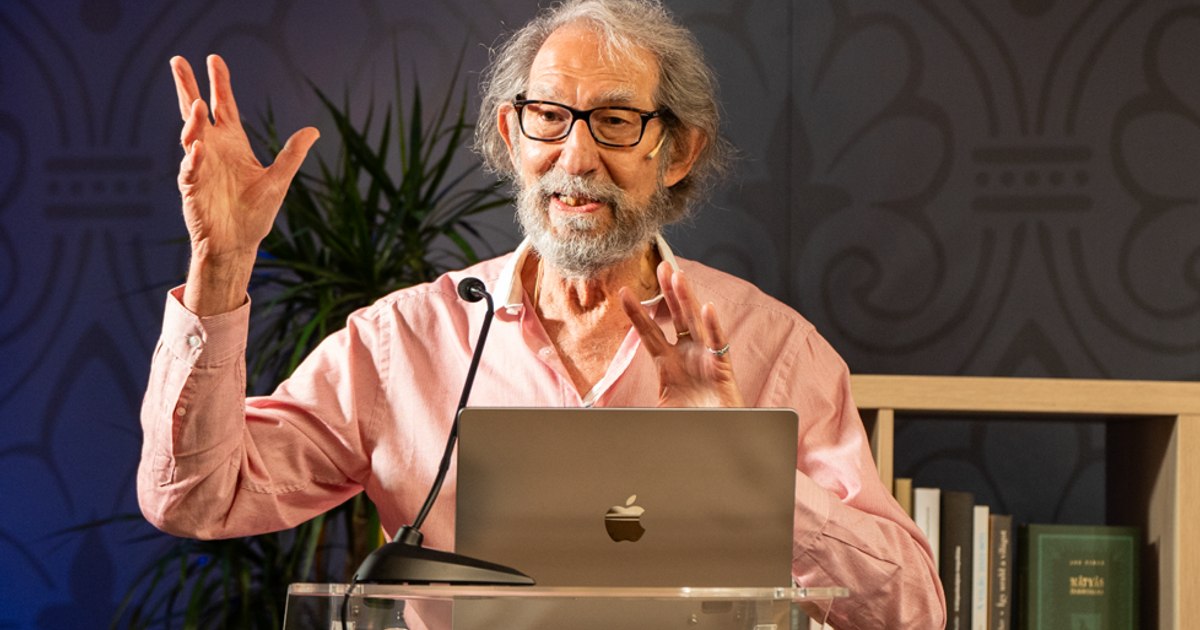 Legendary Oxford professor on the danger of rampant urbanization: "Dynamics will kill us!"