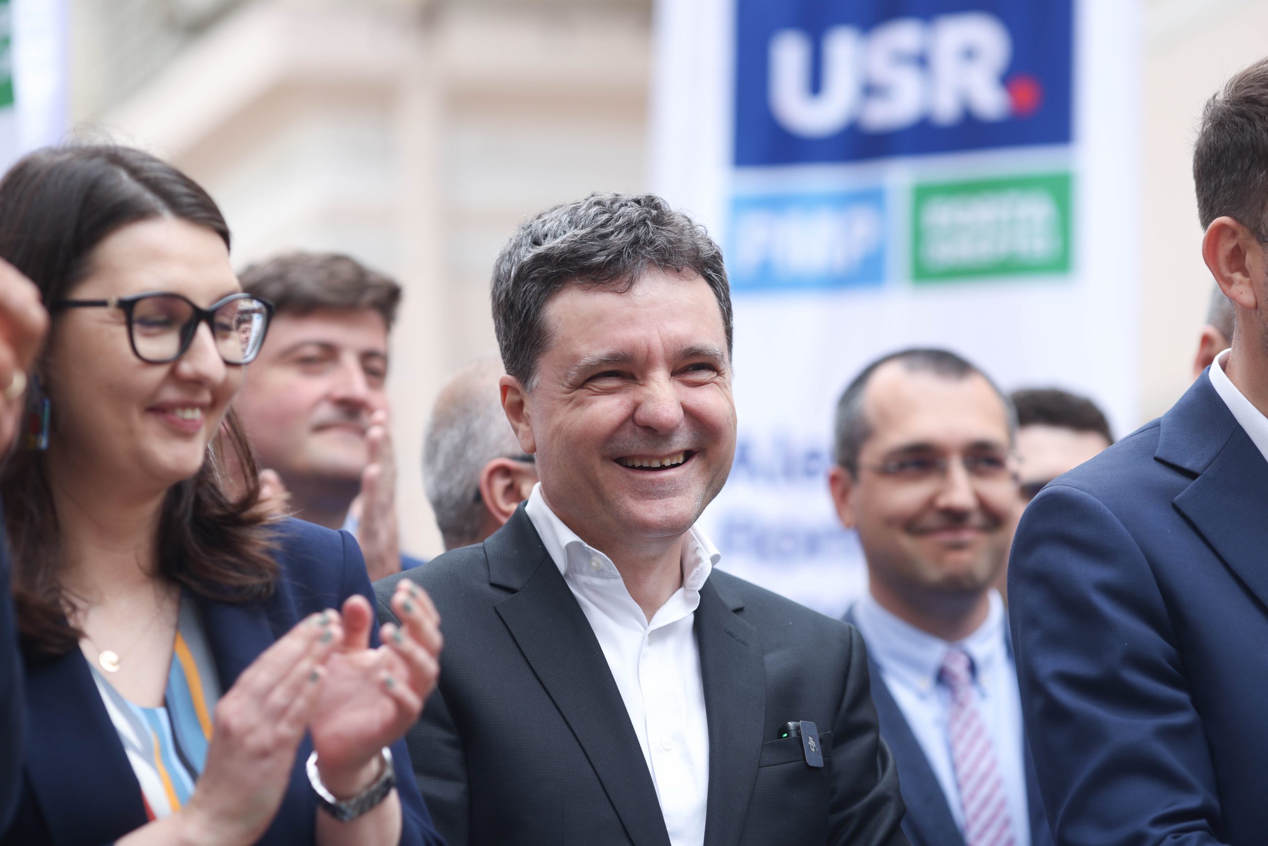 Nicușor Dan runs away from a debate with Sebastian Burduja.  As the VIDEO explains