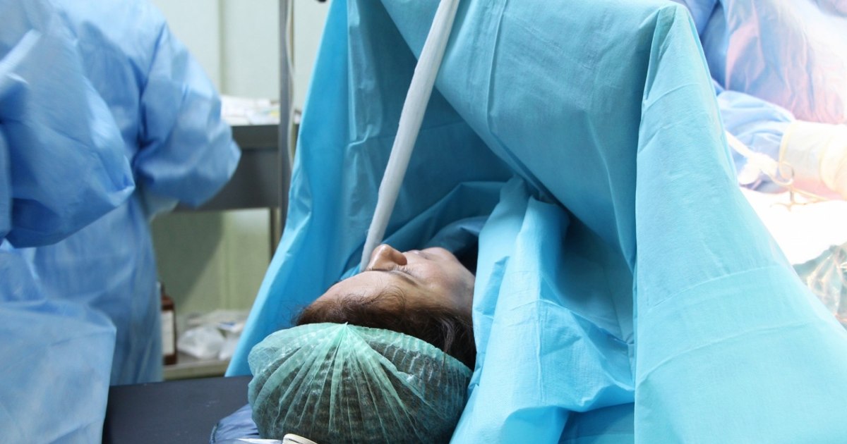 Surgery that combines cancer surgery and caesarean section