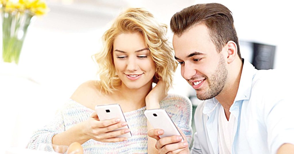 The Habit That's Slowly But Sure Killing Your Love Relationship: "It's Hard to Ignore the Damage It Can Do"