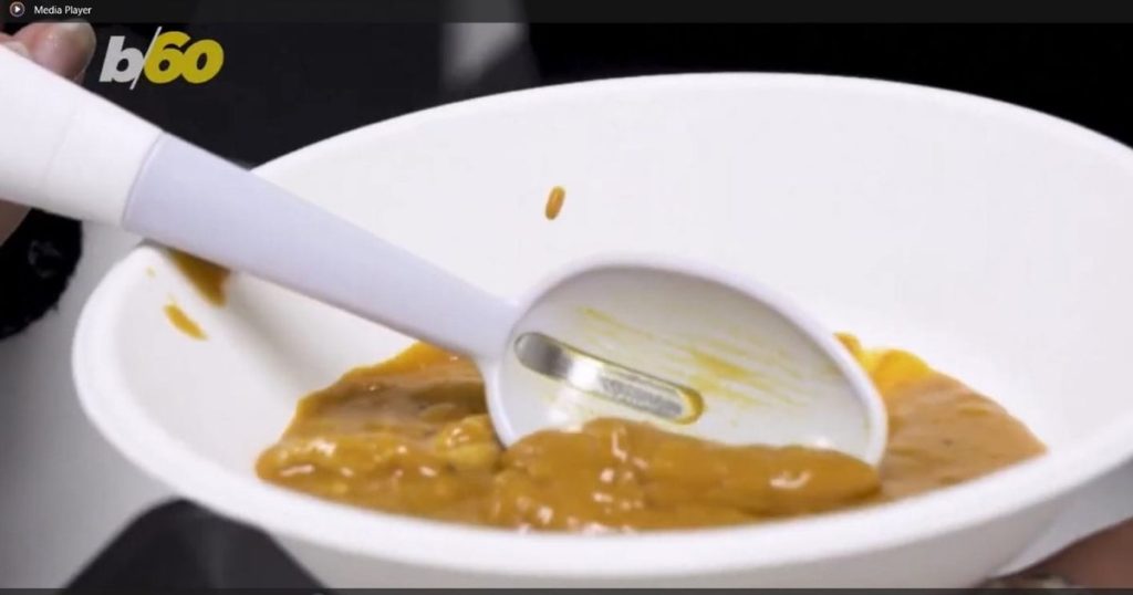 The electric spoon that helps you eat healthy, launched on the market.  How it works and how much it costs VIDEO