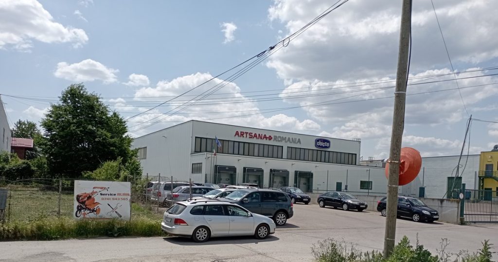 The place in Romania where the industry of global fashion giants is collapsing.  Thousands of employees lose their jobs