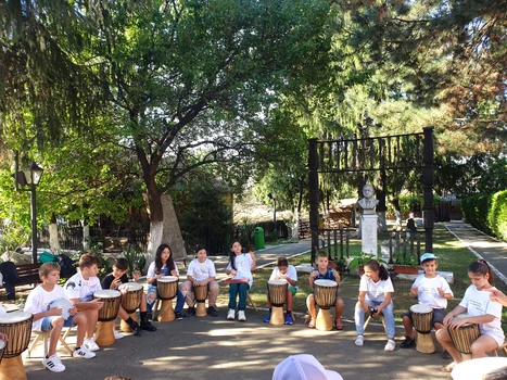 Mihaela Nistor PHOTO personal archive (9) (1) jpeg