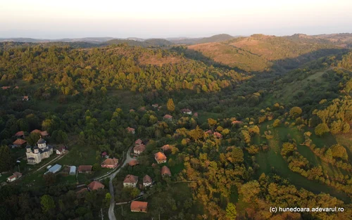 Alun Village, Hunedoara Photo Daniel Guță THE TRUTH (165) JPG