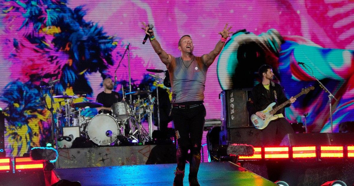 British band Coldplay's concern for the environment: how it reduced carbon emissions during concerts by more than 50%