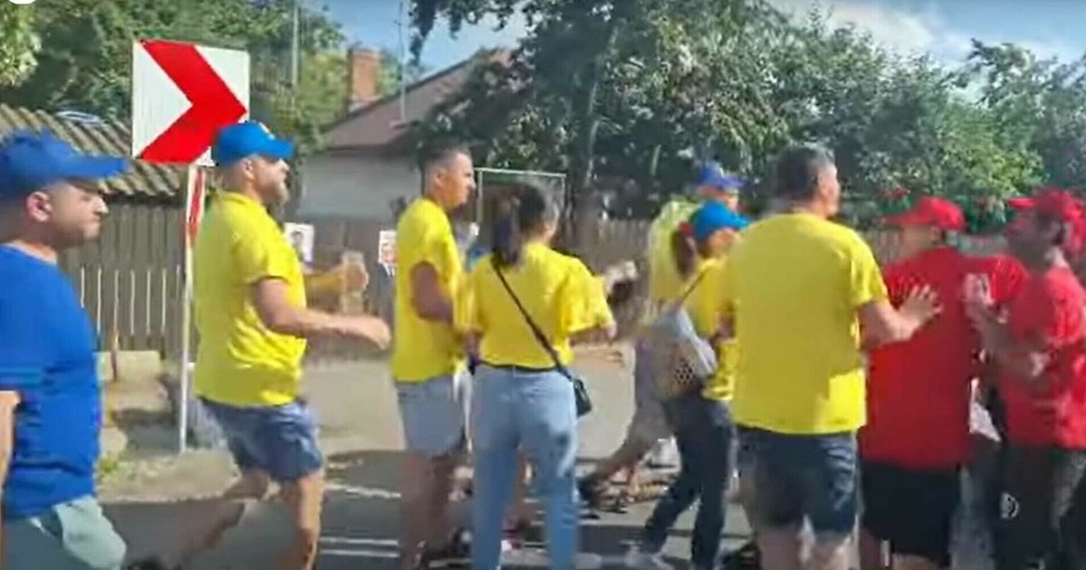 Clash in the street, between the PSD and PNL camp.  The mayor: "Capo di tutti is a lady, who pretends to be a lady, but is not" VIDEO
