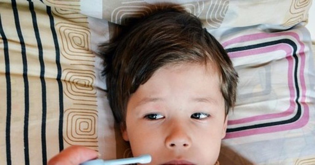 Hand-foot-mouth disease, the "star" disease of the warm season.  How we recognize it after the first symptoms