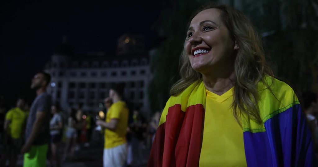 Lasconi, image blow after the qualification of the national team.  He went to University Square