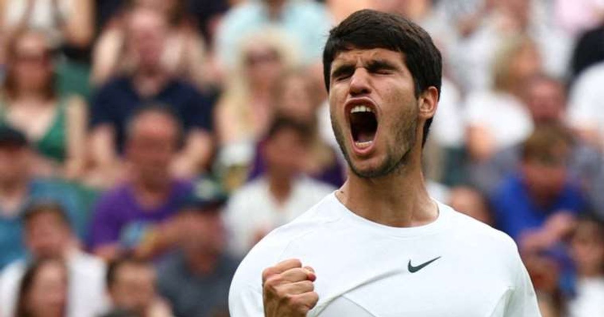 Performance at Roland Garros.  Carlos Alcaraz won the VIDEO tournament for the first time