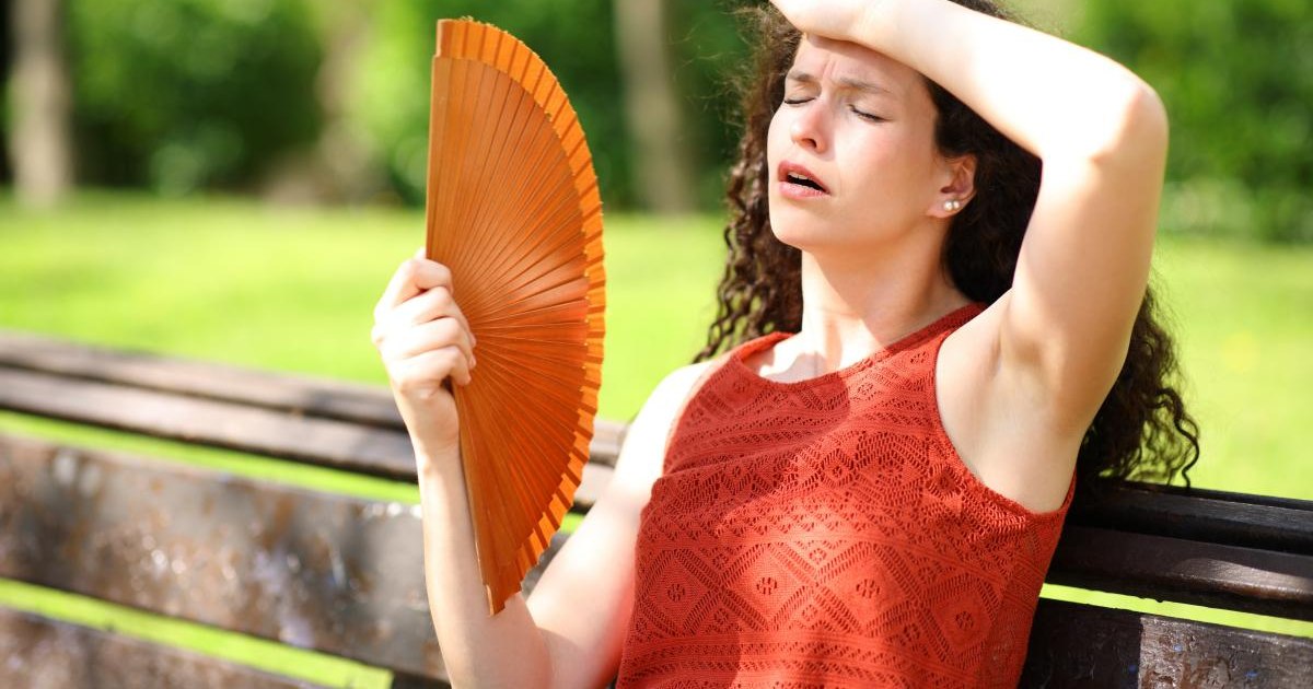 The heat wave and its effects on health: from sunstroke to skin rashes