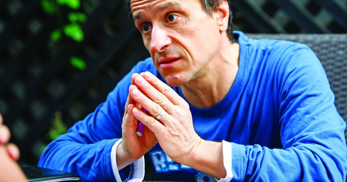 The reason why Claudiu Bleonț spent 10 days in custody.  "We loaded bags with cement, pushed wagons" VIDEO