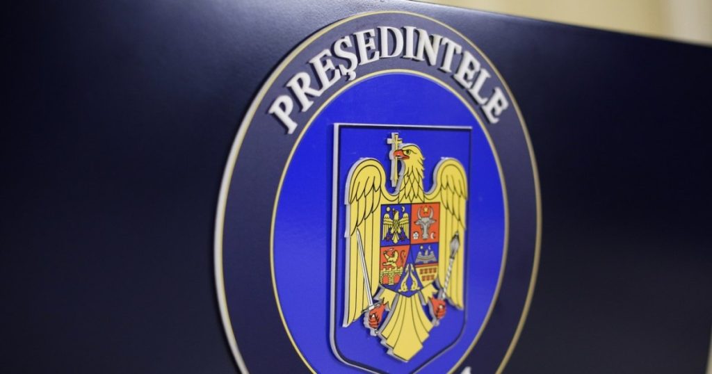 What are the most mentioned names for the presidential elections.  How popular the candidates are