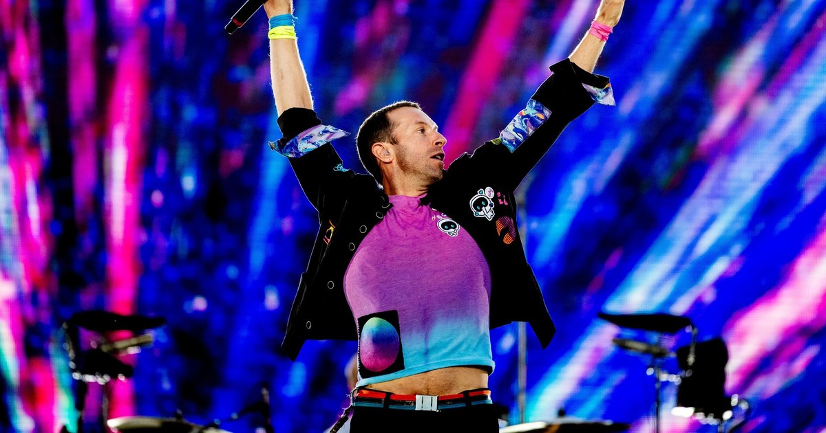 Who is Chris Martin, the lead singer of Coldplay.  He was married to actress Gwyneth Paltrow